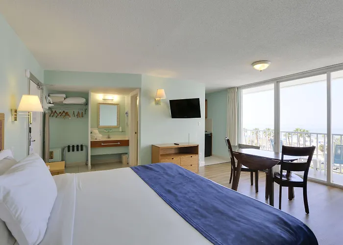 The Beachview Clearwater Hotel